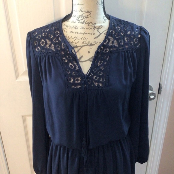 SALE White House Black Market Blue Bishop Sleeve V-Neck Dress Size 2 - Picture 2 of 11